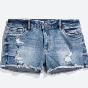 STS Blue Aubrey Mid Rise Fray Hem Side Slit Boyfriend Short, Size 27